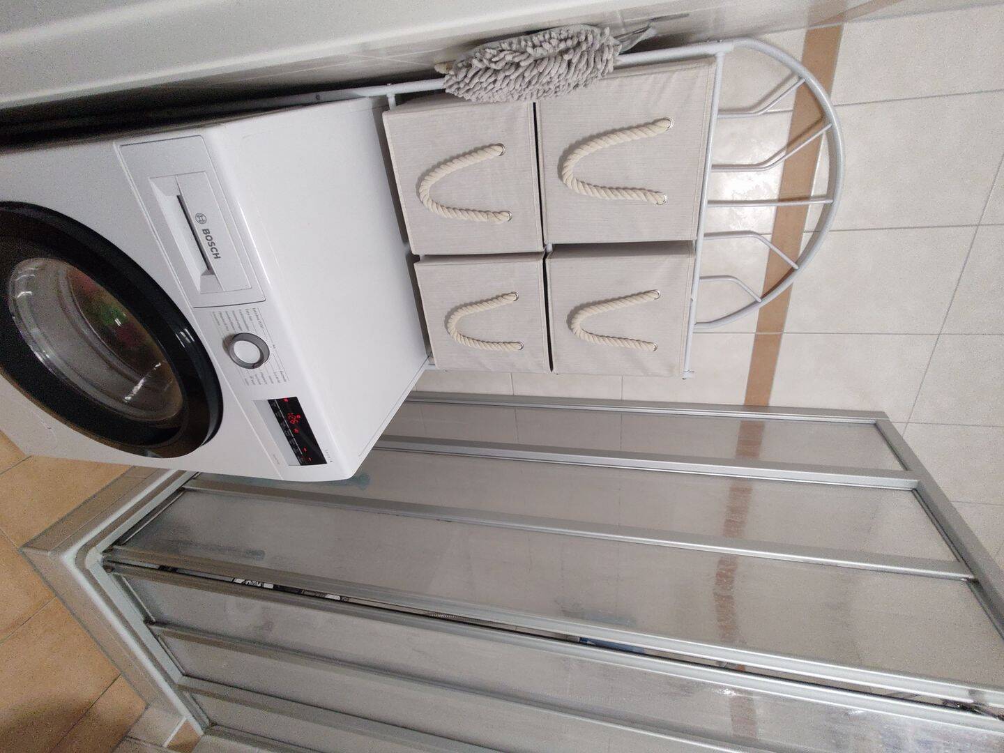 3 Zimmer-Wohnung, 75 m², 1. OG, Dusche, Fußbodenheizung, Loggia/Balkon, teilmöbl., SW Innenstadt, Nähe Theater und Josef Krankenhaus – Schweinfurt – Vorschaubild 7