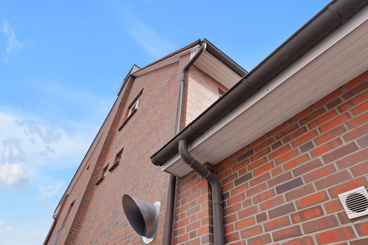 Solides Investment in Winsen: Gepflegtes Wohn- und Geschäftshaus! – Hannover – Vorschaubild 4