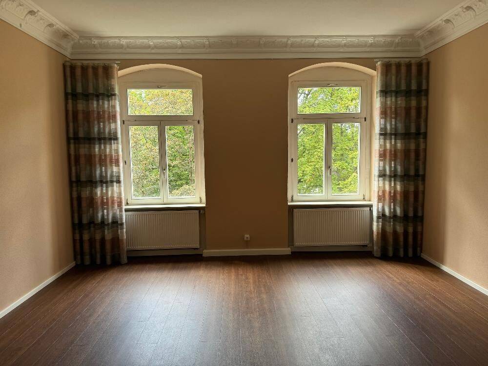 Geräumige 3-Zimmer-Wohnung / Büro mit großem Tageslichtbad – Chemnitz – Vorschaubild 3