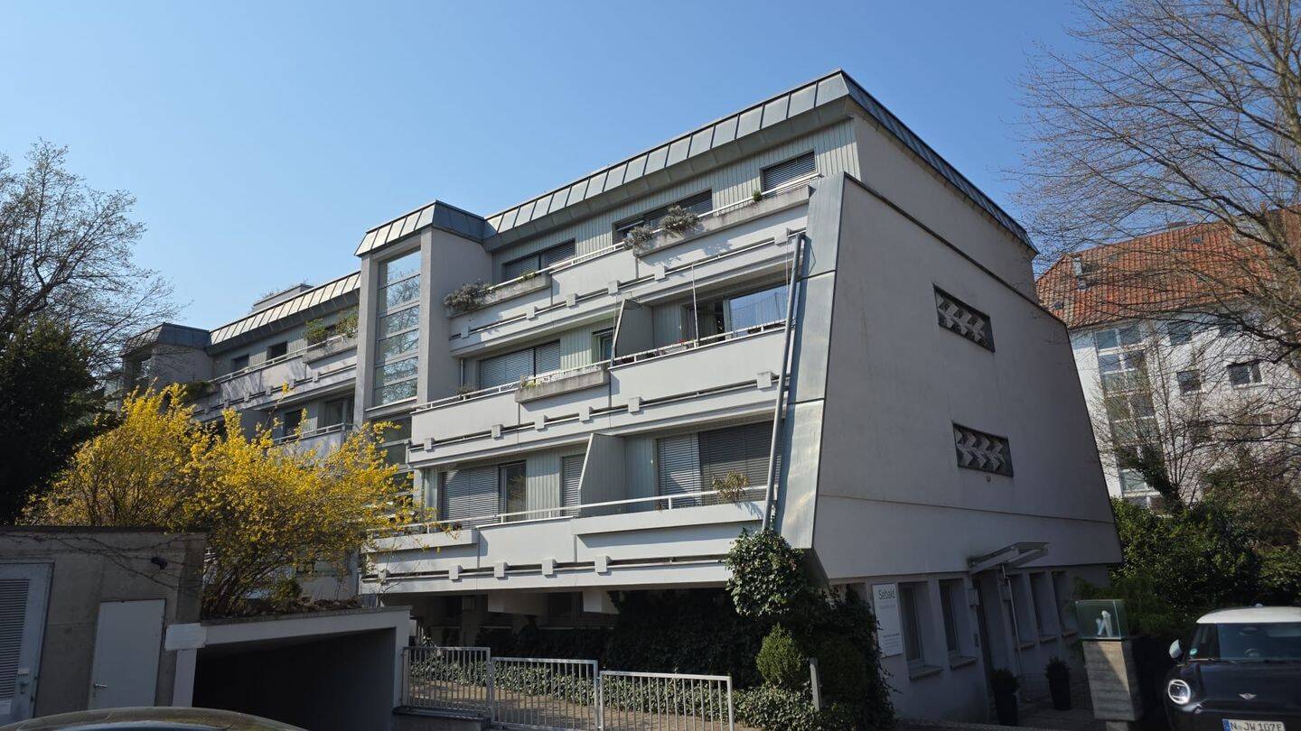 Charmante 1-Zimmer-Terrassenwohnung in begehrter Lage nahe der Uni und der Nürnberger Altstadt – Nürnberg – Bild 1 von 6