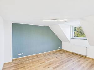 Stilvolles Dachgeschoss mit Top-Rendite: 4-Zimmer Wohnung in Gelsenkirchen Bulmke-Hüllen – 45888 Gelsenkirchen – Vorschaubild 9