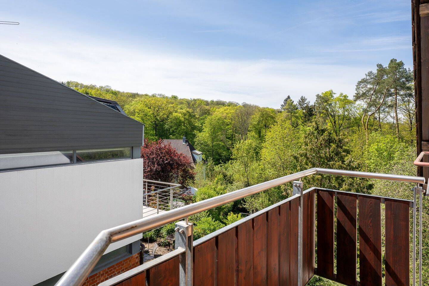 Schöne Drei-Zimmer-Wohnung mit Balkon und Blick ins Grüne