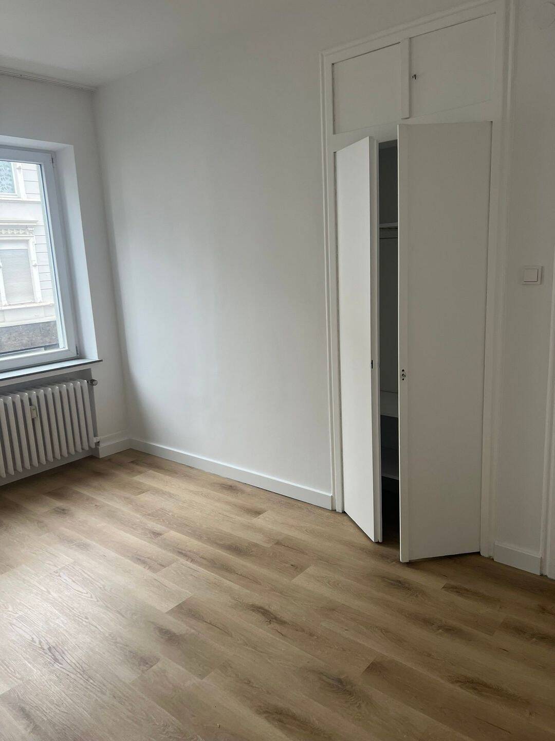 GROSSZÜGIGE DREIZIMMERWOHNUNG IM HERZEN VON MÖNCHENGLADBACH – Mönchengladbach – Vorschaubild 8