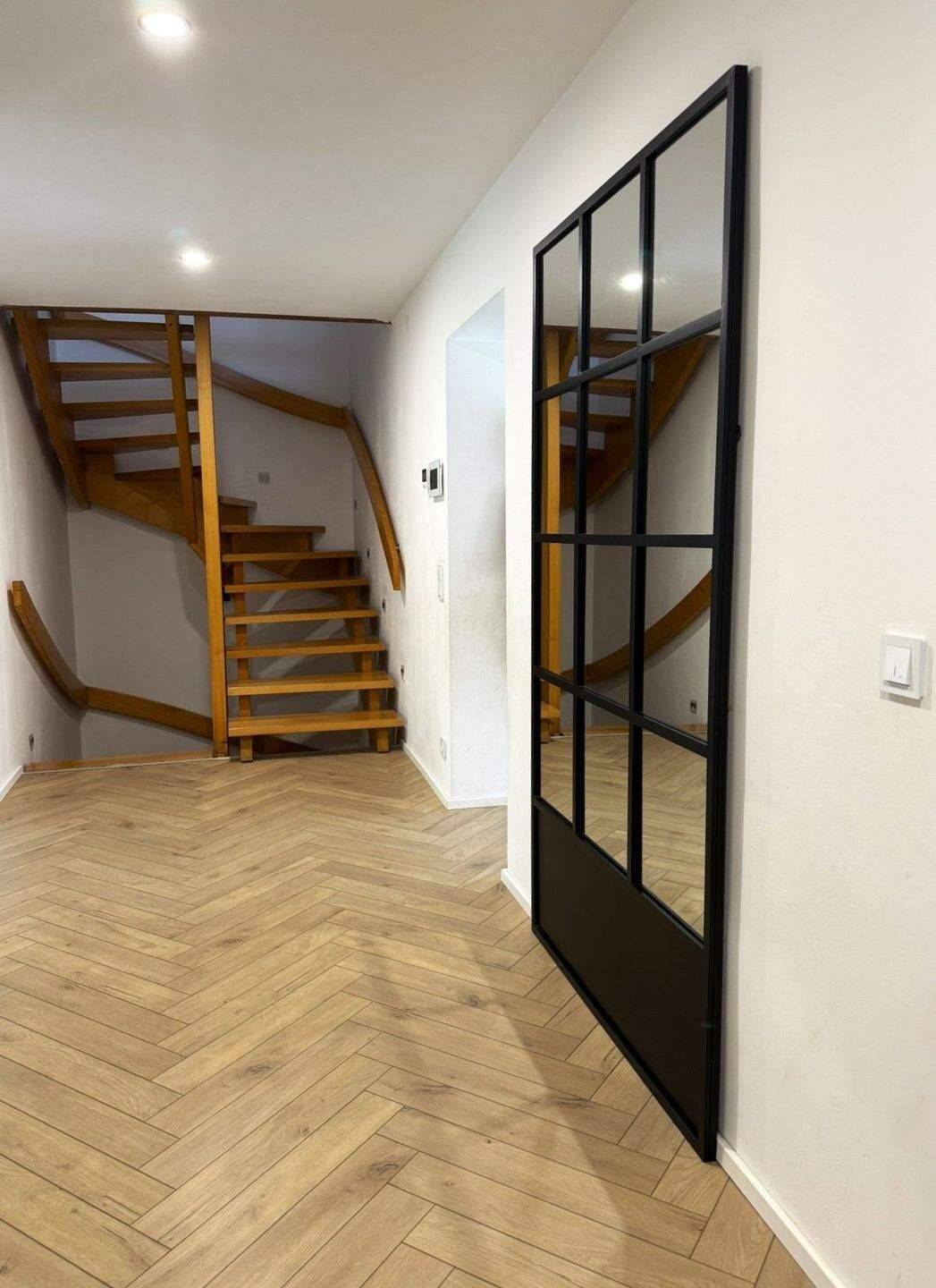 Modern sanierte Doppelhaushälfte (2021/22) mit Garten, Garage & Top-Ausstattung – Tuttlingen – Vorschaubild 2
