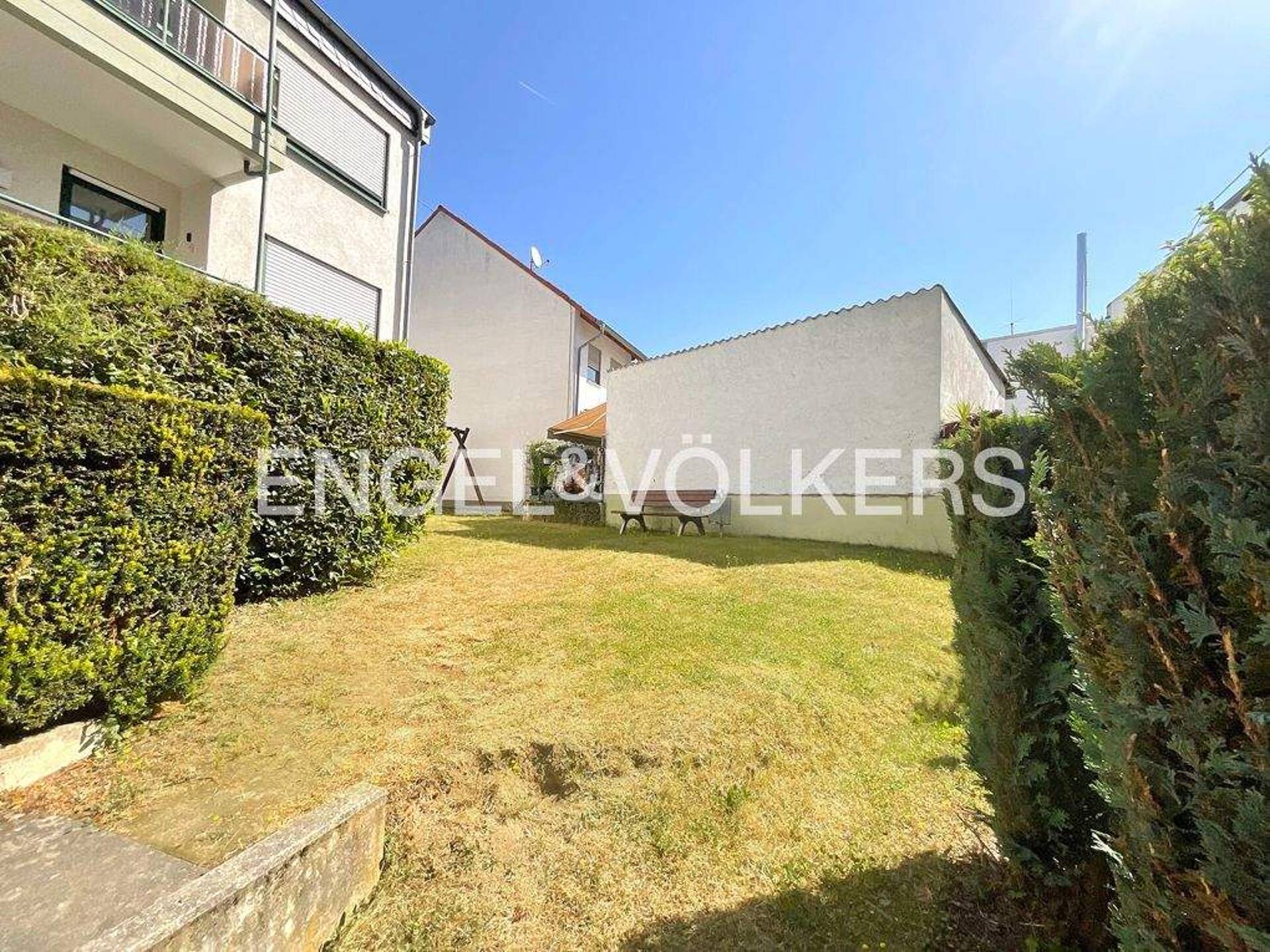 Etagenwohnung in 56072 Koblenz mit 89 m² kaufen