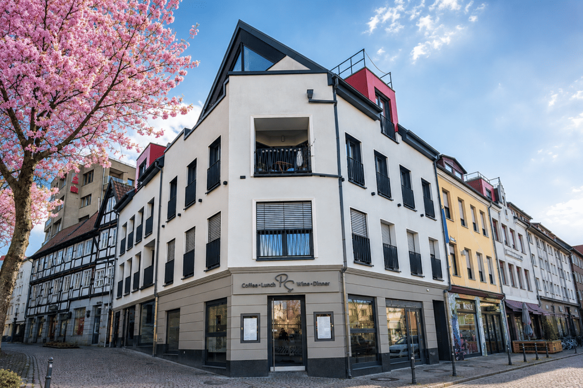 ***Exklusives Wohn- und Geschäftshaus in Premiumlage*** – 33098 Paderborn – Bild 1 von 9