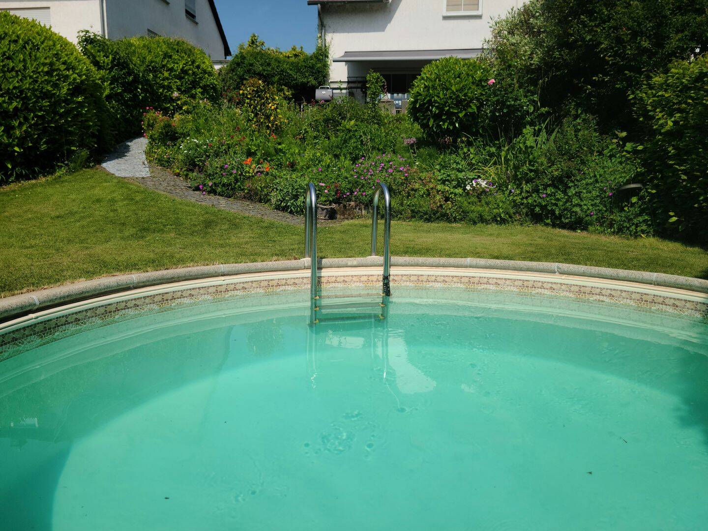 Doppelhaus mit Pool und Blick ins Grüne – Solingen – Vorschaubild 5
