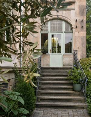 Historische Eleganz am Großen Garten! Jugendstilvilla mit liebevoll angelegtem Grundstück – 1219 Dresden – Vorschaubild 3