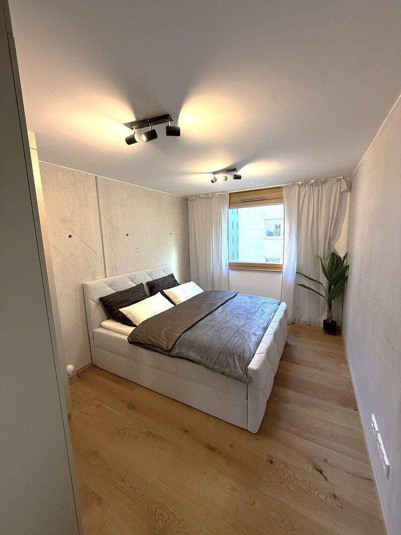 Exklusives Wohnen im Lehel - Neuwertige Wohnung mit Lift & Klimatisierung & Dachterrasse – München – Vorschaubild 4
