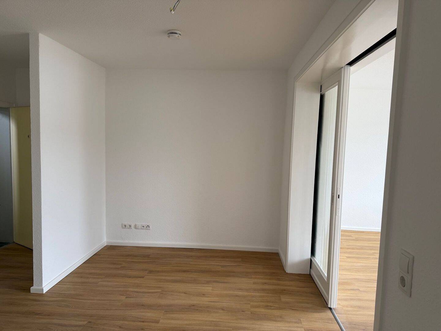 Sanierte 3 Zi.-Whg. mit Balkon in der Innenstadt – Braunschweig – Vorschaubild 8