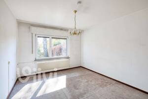 Doppelhaushälfte mit viel Potential in Marienfelde: 115 m², Terrasse, gr. Garten, Keller, Garage – 12277 Berlin – Vorschaubild 8