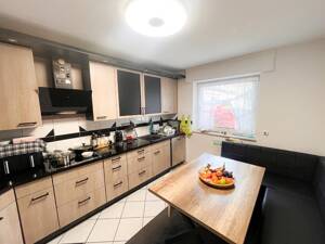 Großzügiges Einfamilienhaus: Moderne Ausstattung mit Garten und Garage! – 45899 Gelsenkirchen – Vorschaubild 4