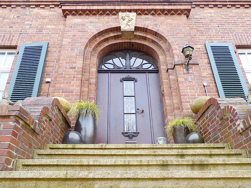 4,5 Zimmer Altbauwohnung im Denkmalensemble mit Garten – Bremen – Vorschaubild 4