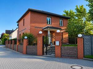 Traumhafte Stadtvilla in Berlin - Hohenschönhausen - 406 m² Grundstück, Terrasse & Garten - Top Lage