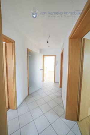 Moderne 4-Zimmer-Maisonette mit Balkon, Dachstudio, Stellplatz & Carport in Dechsendorf – 91056 Erlangen – Vorschaubild 6
