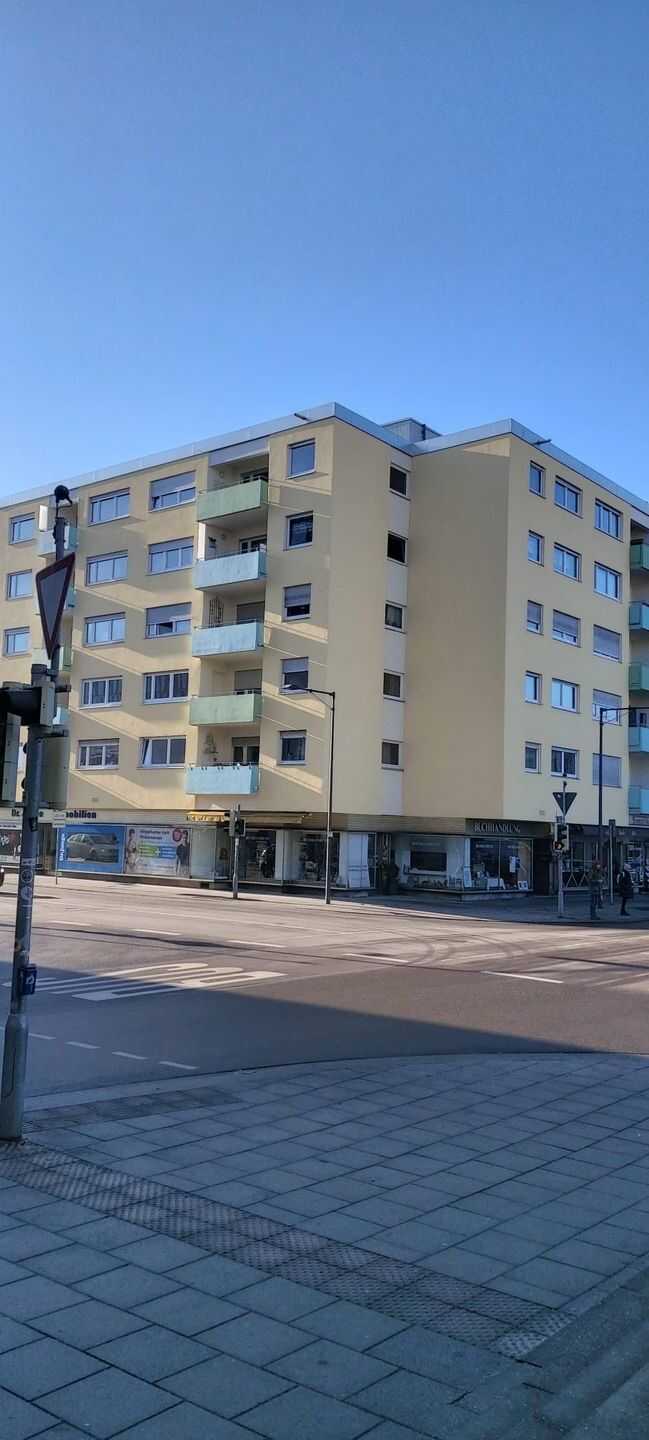 4,5-Zimmer-Wohnung in bester Lage von Neu-Ulm zu vermieten