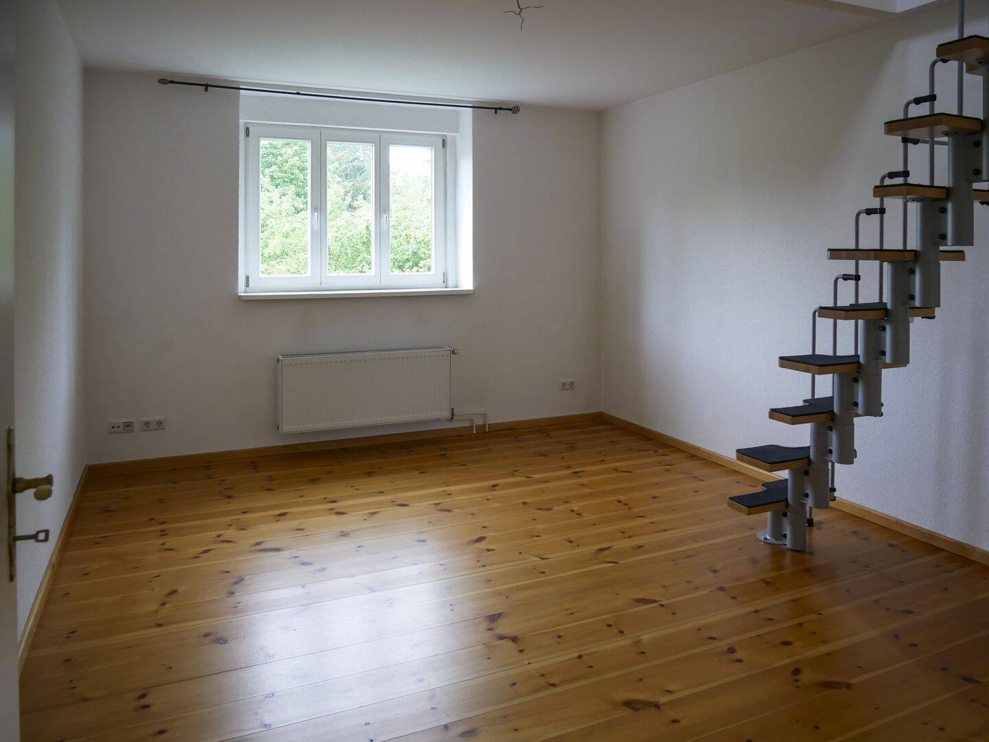 **Familienidylle mit Garten und viel Freiraum** – Berlin – Vorschaubild 7