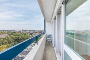 Über den Dächern der Stadt - 2 Zi ETW, Balkon und Tiefgarage – 20259 Hamburg – Vorschaubild 1