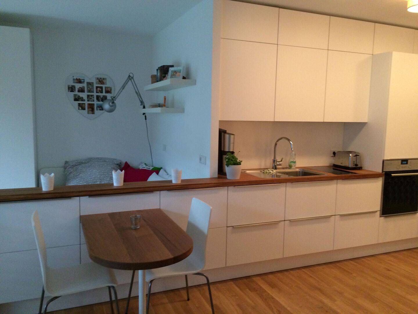 Außergewöhnliche 1,5 Zi.-Wohnung mit Terrasse und Garten – Regensburg – Vorschaubild 8