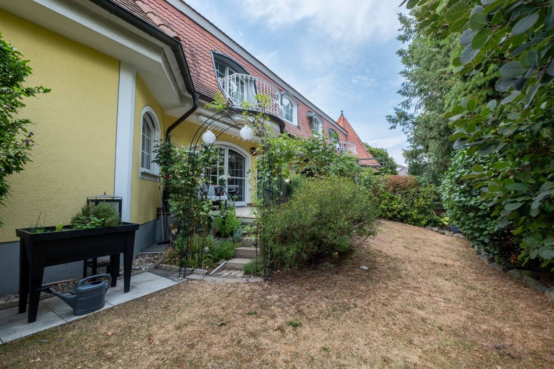 Haus in 61130 Nidderau mit 251,15 m² kaufen