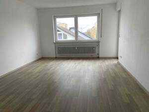 3-Zi-OG-Whg mit Garage, Fichtestr. 22, in Ingolstadt, sofort Bezug möglich! – 85055 Ingolstadt – Vorschaubild 2