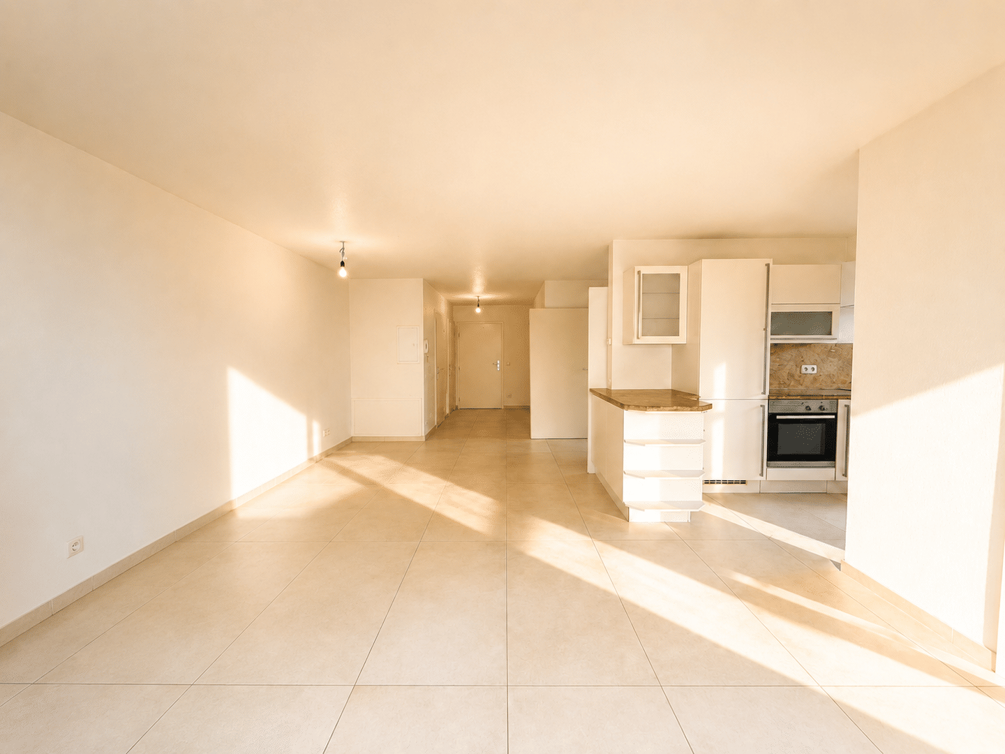 Moderne 3,5 Zi-Erdgeschosswohnung mit Südterrasse & Gartenanteil in gefragter Wohnlage, Echterdingen – Leinfelden-Echterdingen – Vorschaubild 3