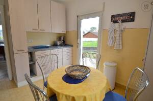 Schönes WG-Zimmer mit Balkon am Hang des Tüllingerberges in Lörrach, möbliert – 79539 Lörrach – Vorschaubild 5
