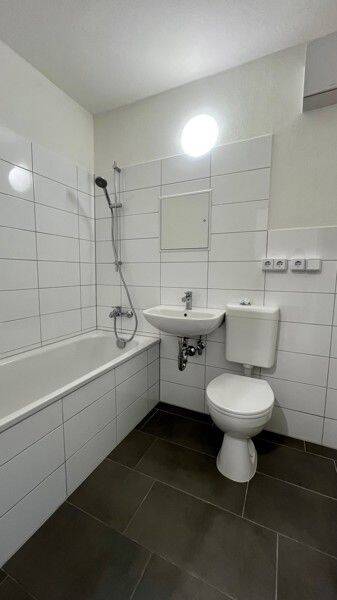 2-Zimmerwohnung mit Balkon und Aufzug! – Dresden – Vorschaubild 9