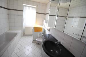 Großzügige 3 ZKB-Wohnung mit 2 Balkonen in Mannheim-Wallstadt – 68259 Mannheim – Vorschaubild 5