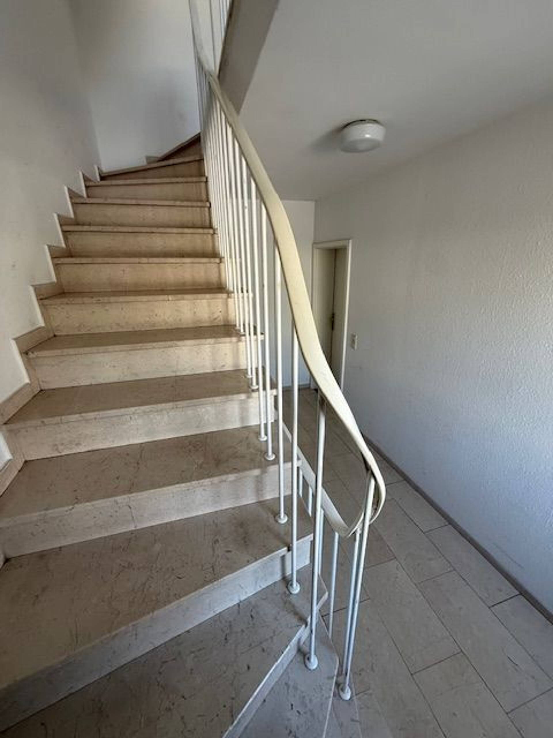 Mehrfamilienhaus in 51105 Köln mit 787,3 m² kaufen