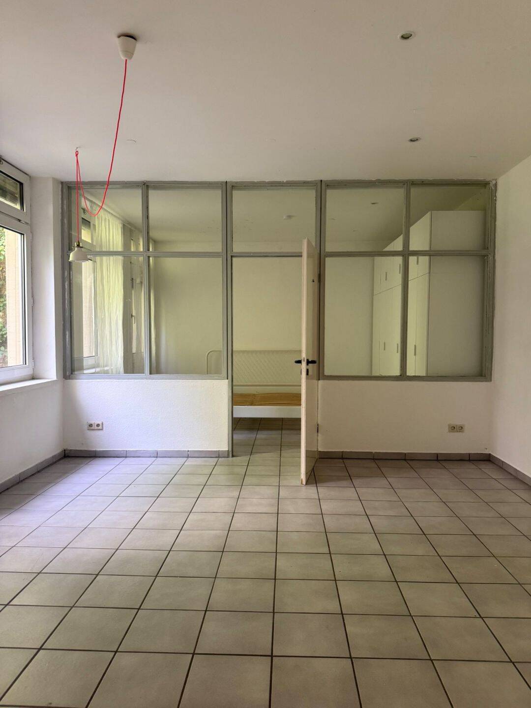 3-Zimmer-Wohnung im Hinterhaus mit offenem Wohnbereich – Karlsruhe – Vorschaubild 5