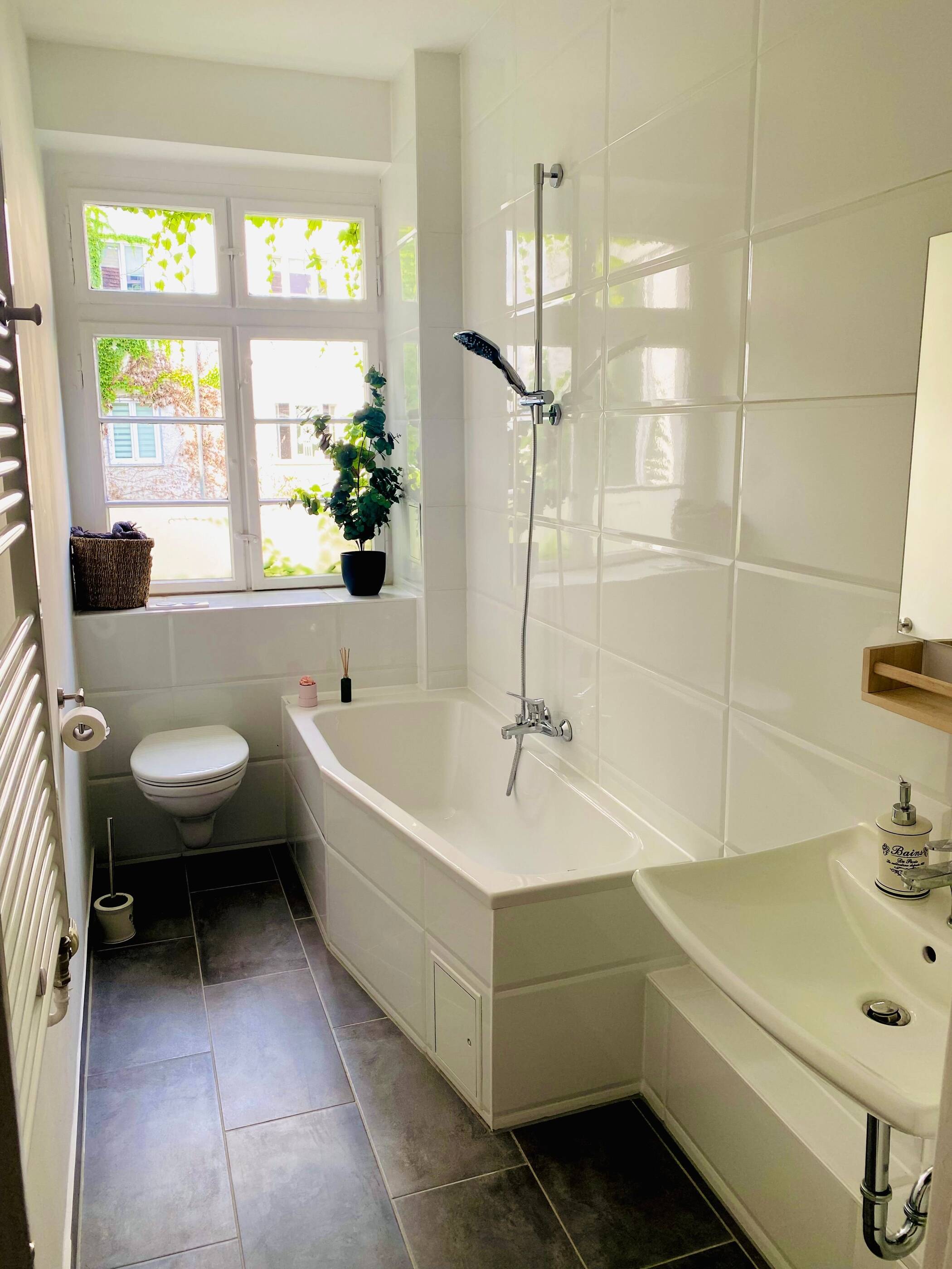 Wunderschöne Wohnung auf Zeit in Charlottenburg – Berlin – Vorschaubild 8