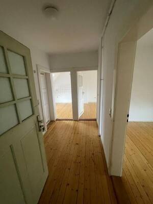 Charmante 3 ZKB Dachgeschosswohnung – 67061 Ludwigshafen am Rhein – Vorschaubild 2