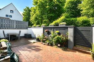 SANIERTES REIHENECKHAUS MIT GARTEN – 28779 Bremen – Vorschaubild 9