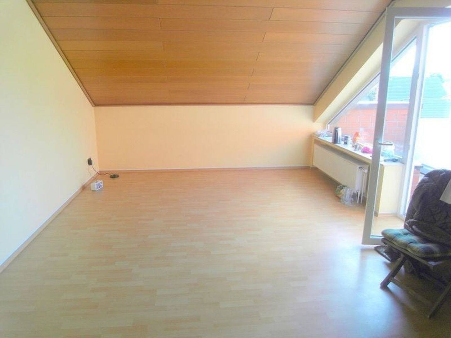 Objekt Nr. 0508 Provisionsfrei! zentrale 3 ZKBB Dachgeschosswohnung in Ibbenbüren zu verkaufen – Ibbenbüren – Vorschaubild 4