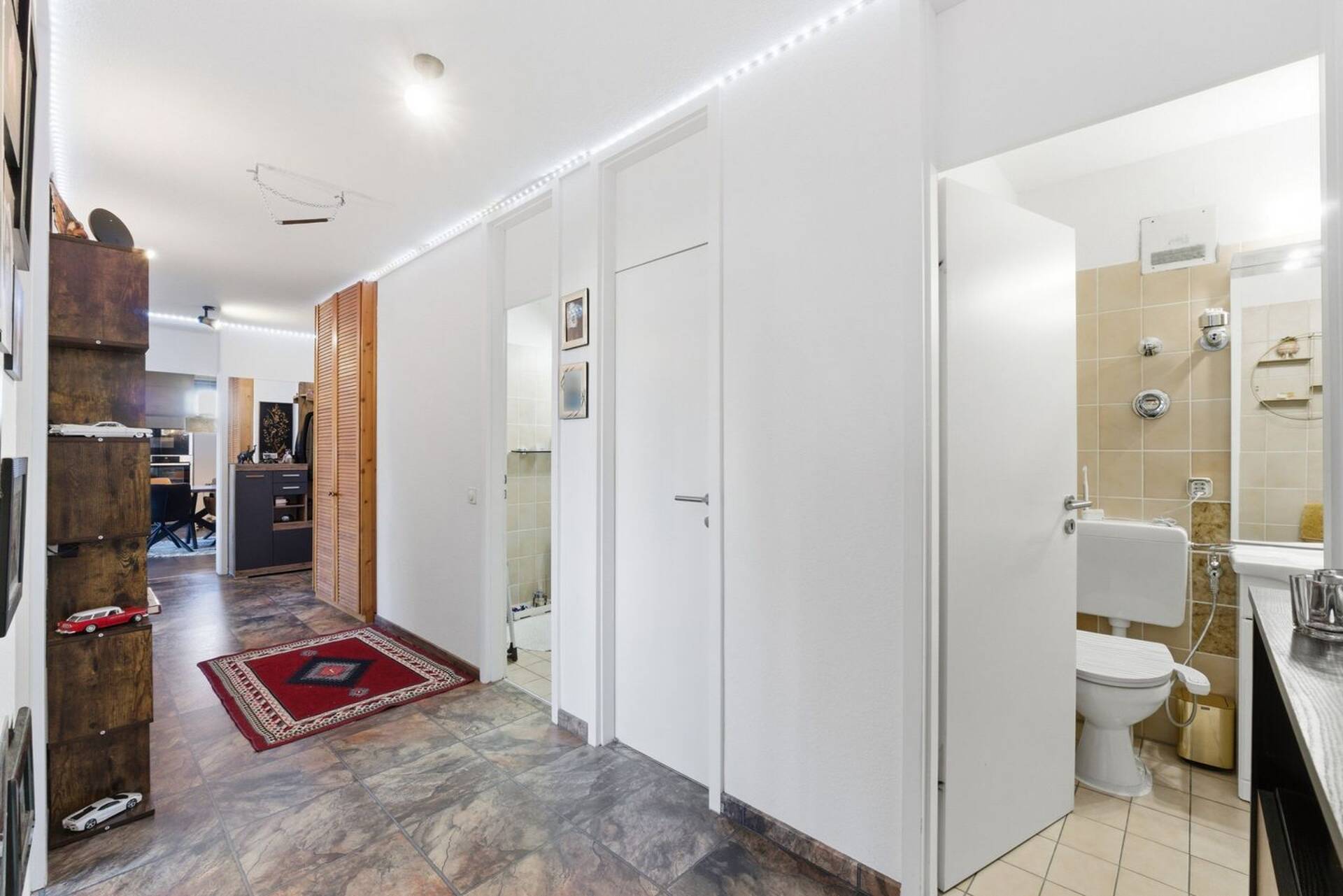 Erdgeschosswohnung in 50858 Köln mit 117 m² kaufen