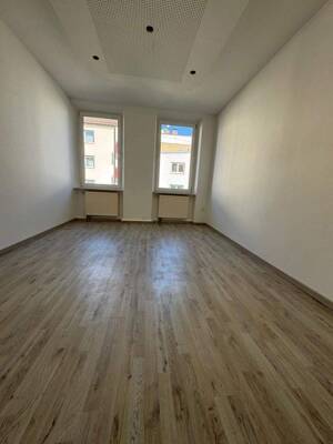 Helle 3-Zimmer-Wohnung in Bestlage der Fürther Südstadt – Ideal für Eigennutzer oder Kapitalanleger – 90763 Fürth – Vorschaubild 7