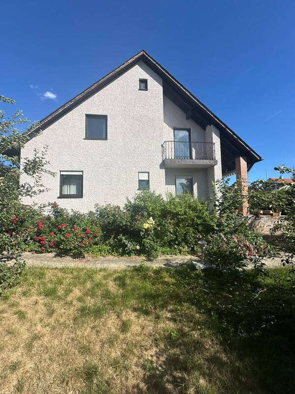 Haus in 93128 Regenstauf mit 208 m² kaufen