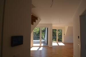 Exklusive Maisonettewohnung im Dachgeschoss mit Spitzboden, Balkon und Loggia – 22043 Hamburg – Vorschaubild 4