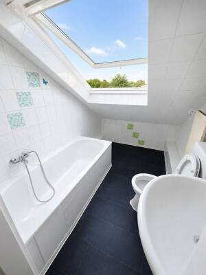 Vermietete 4-Zimmer-Dachgeschosswohnung in Dortmund - ideale Kapitalanlage – 44329 Dortmund – Vorschaubild 8