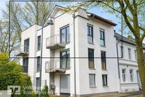 Schöne Maisonettewohnung mit Stellplatz, Gartenteil und je 2 Balkonen und Terrassen in Köln-Mülheim