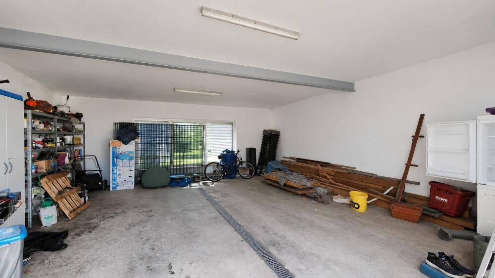 Familienidylle mit Teich, Doppelgarage und 1.476 m² Naturgrundstück im Seegebiet Mansfelder Land – Seegebiet Mansfelder Land – Vorschaubild 4