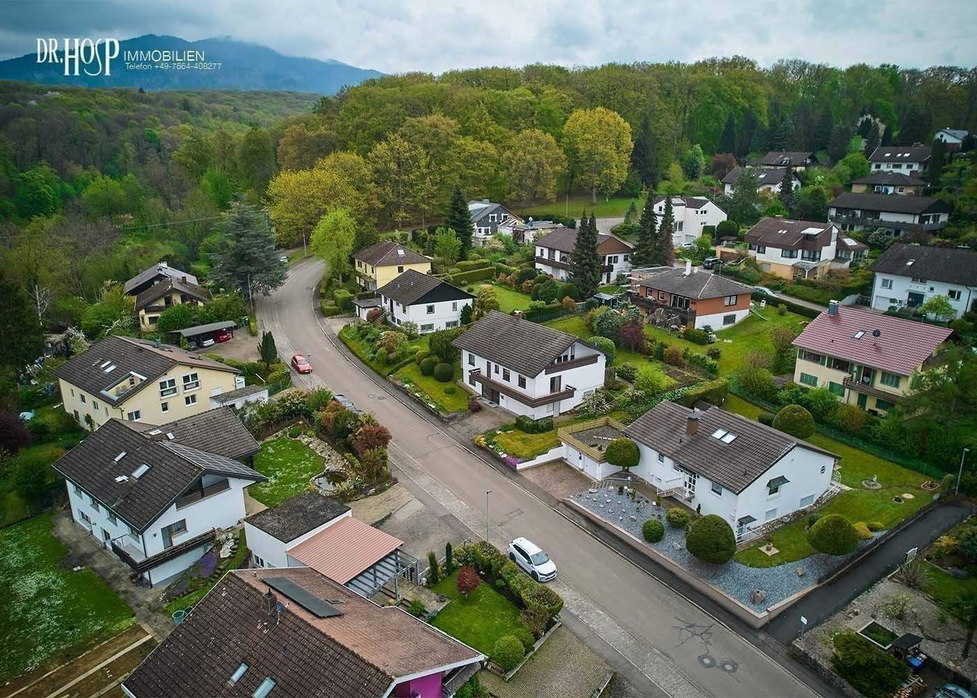Grosses 2-Familien-Haus in BestLage + enorme Sanierungszuschüsse + riesiges Grundstück + mit Schwimmteich + ... Bezug kurzfristig möglich – Müllheim – Vorschaubild 9