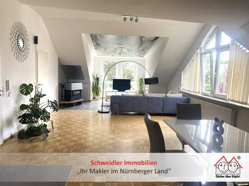 Mieten für KURZE ZEIT!!! TOP möblierte 4-Zimmer-Balkon-Wohnung mit Carport in Röttenbach/Forchheim