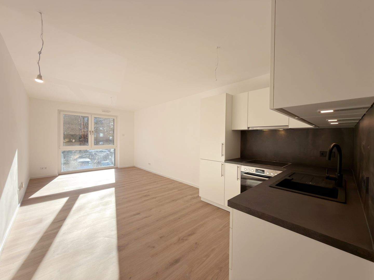 Exklusive 1-Zimmer-Neubauwohnung mit hochwertiger Ausstattung ~ Erstbezug ~ Tiefgarage ~ Aufzug ~ Sofortbezug – Nürnberg – Bild 1 von 9