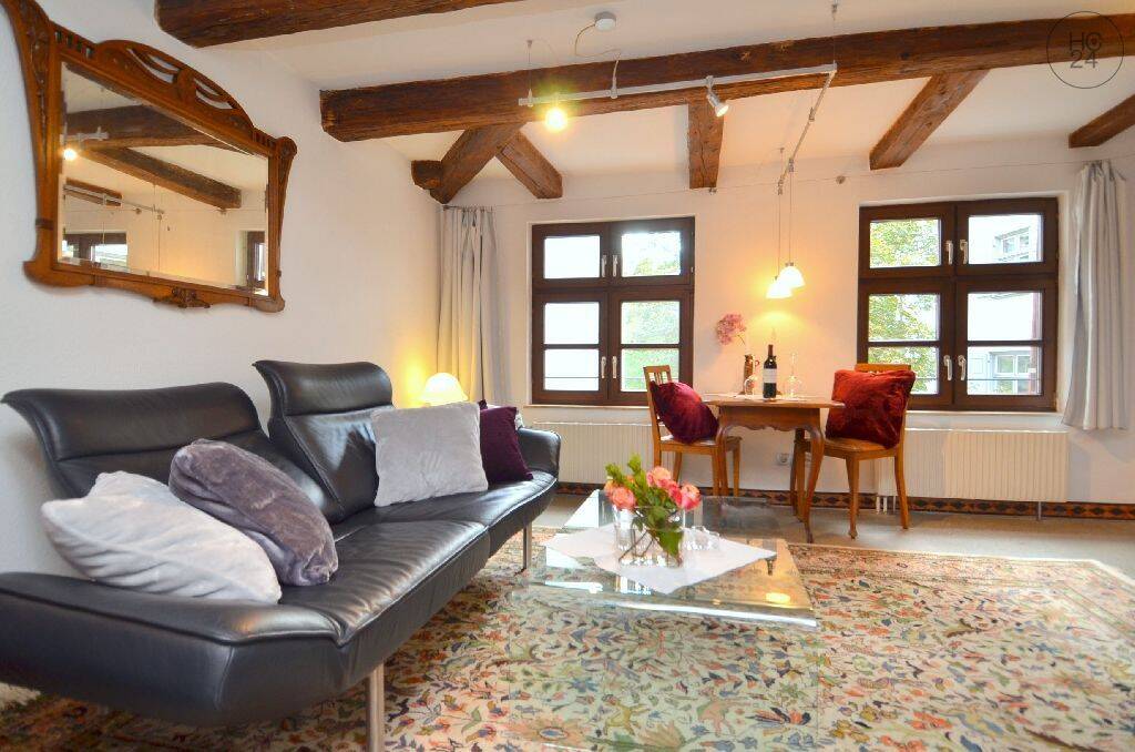 Hochwertig und liebevoll möbliertes Apartment im Herzen des Ulmer Fischerviertels