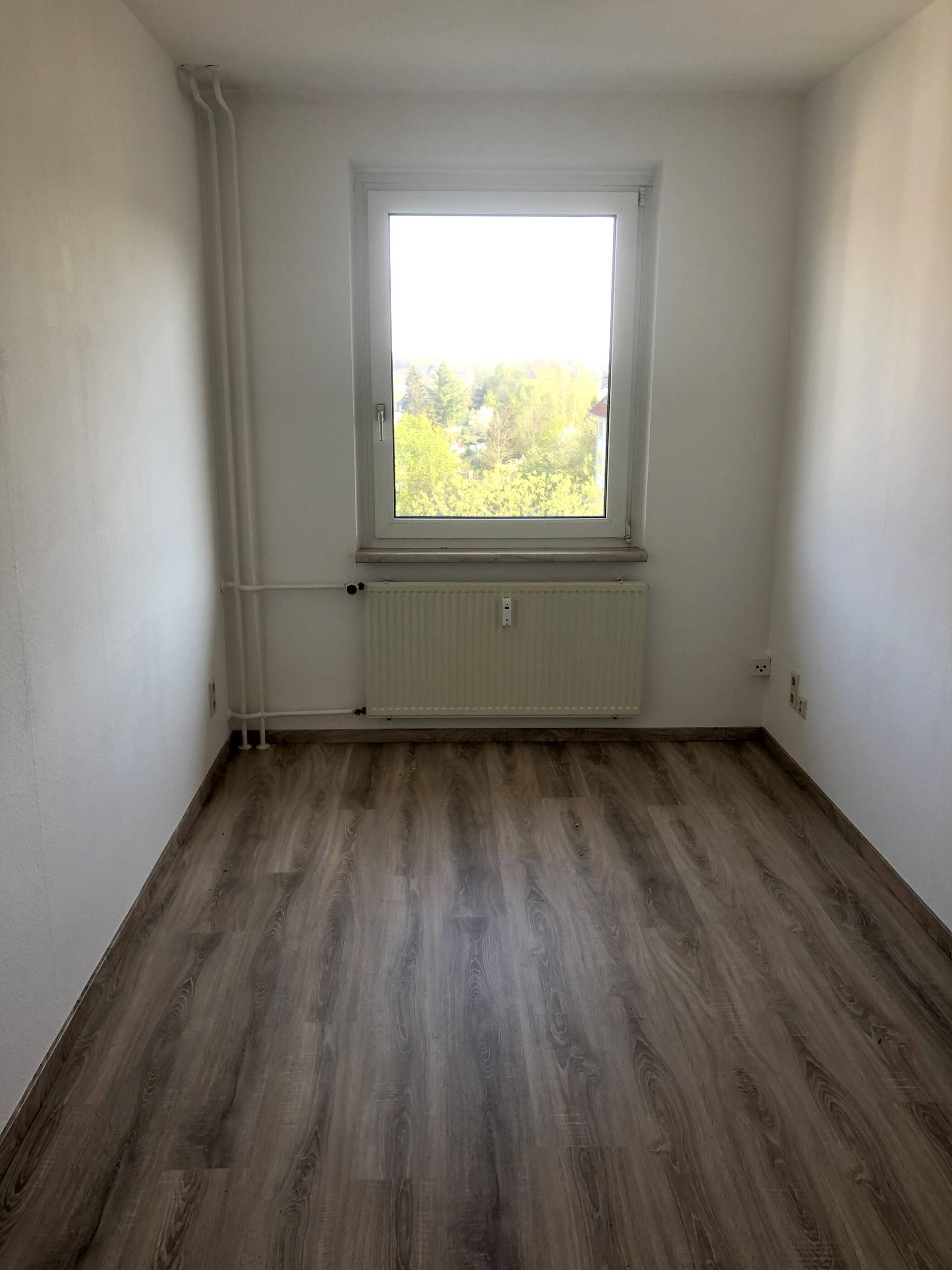 Attrakktive 3-Raum Wohnung mit Balkon und Stellplatz – Chemnitz – Vorschaubild 8