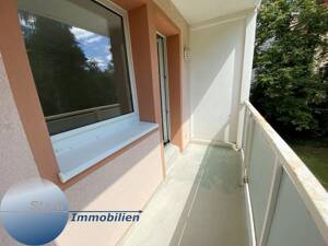 Stark! 2-Raum-Wohnung mit Balkon und Aufzug!