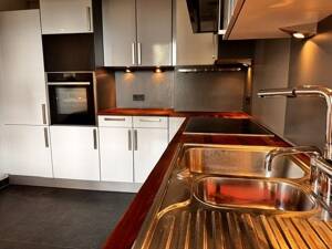 Moderne Wohnung über zwei Ebenen in Hamburg mit großzügiger Wohnfläche, Balkon und Tiefgaragenstellplatz! – 22529 Hamburg – Vorschaubild 7