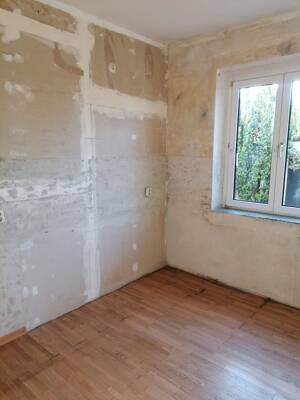 Ruhiges Wohnen in Dresden: Solides Einfamilienhaus mit PV-Anlage, Garage & 525 qm Grundstück – Von Privat – 1237 Dresden – Vorschaubild 5